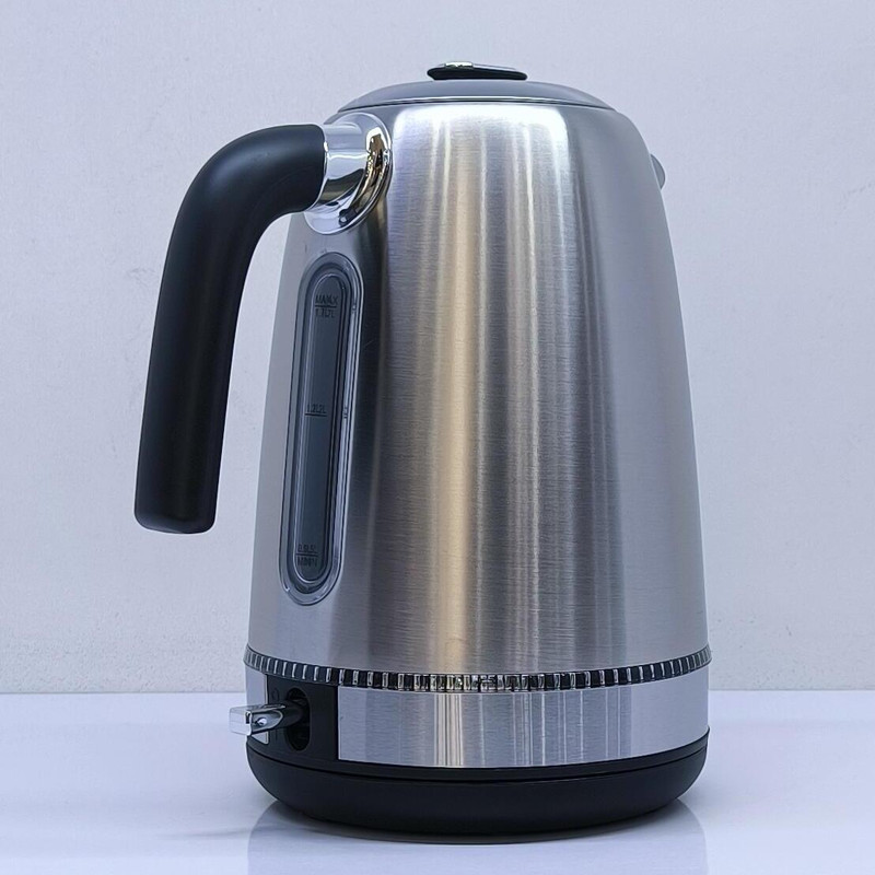 کتری برقی رویال کینگ مدل ROSHA-1413 گنجایش 1.7 لیتر